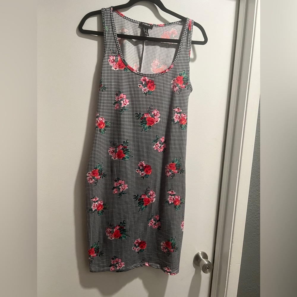 Bodycon dress! Never been worn!